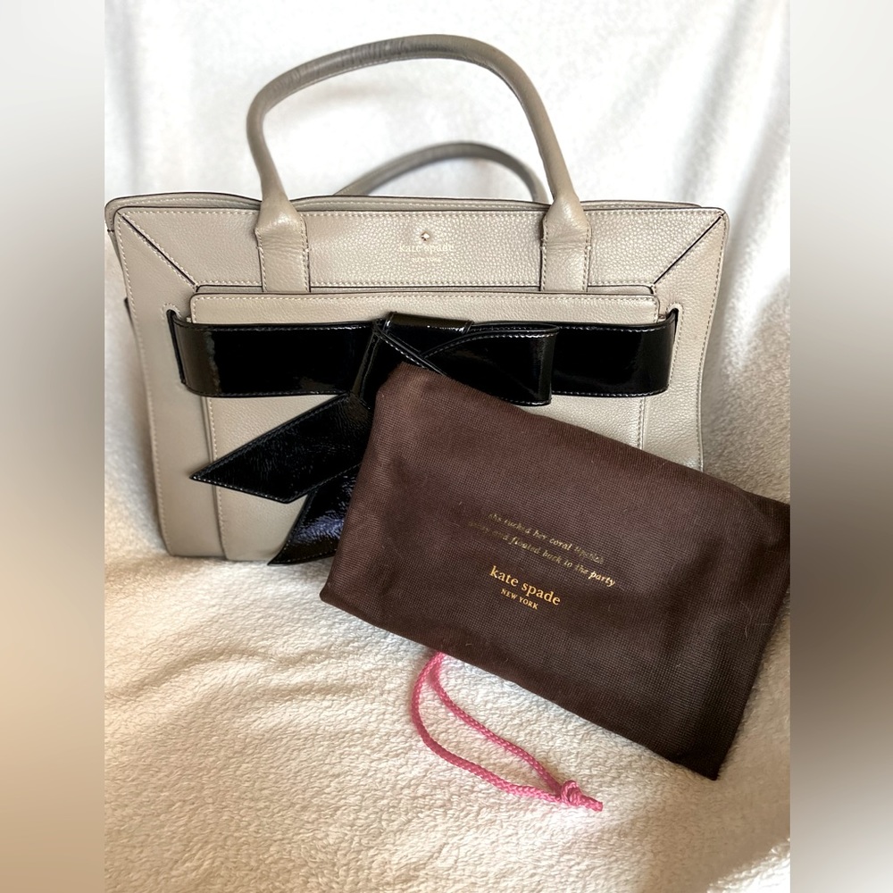 Kate Spade Bow Valley Leather Helena Medium Shoulder Bag Gray w Dustcover